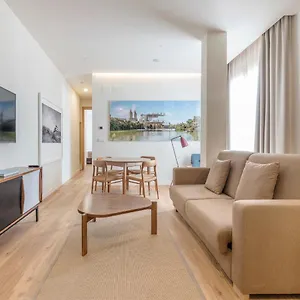  Apartamento De Lujo El Museo Living&experience Club Arte Contemporáneo Y Mobiliario De Colección De Años 50 España