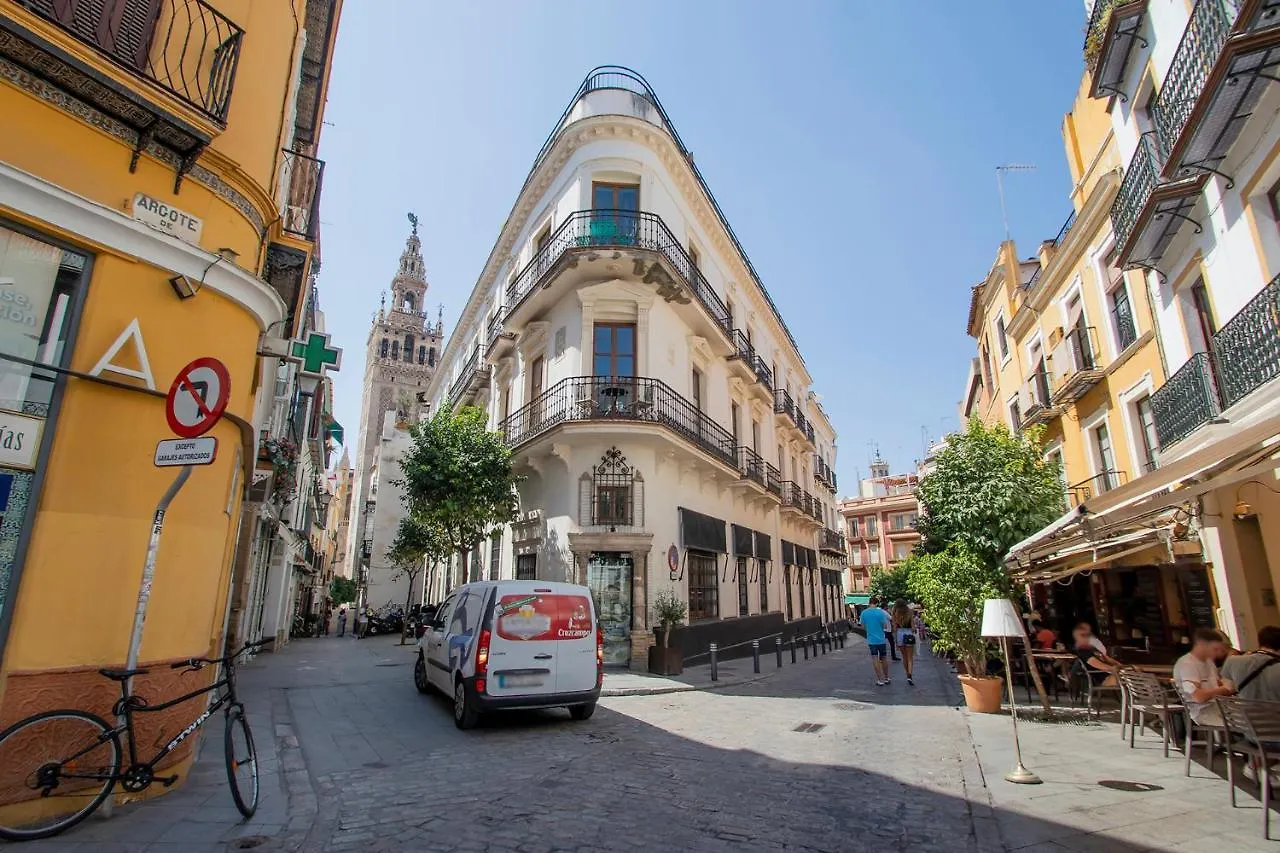 Loft Con Encanto En Casa Palacio Junto Catedral Wifi Seville Apartment