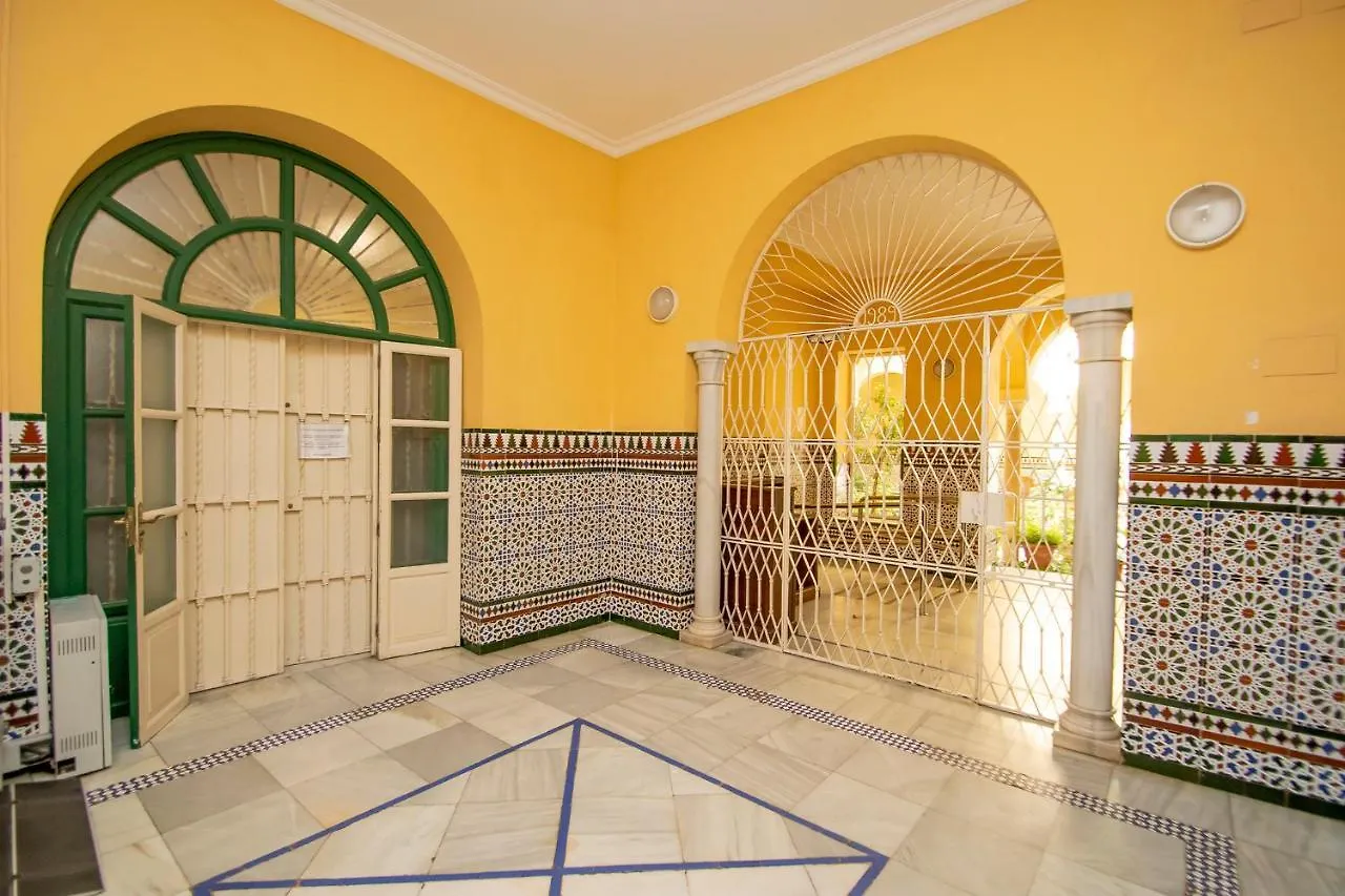LOFT CON ENCANTO en Casa Palacio JUNTO CATEDRAL WIFI Sevilla España